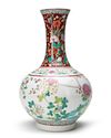 A CHINESE FAMILLE ROSE BOTTLE VASE, 20TH CENTURY