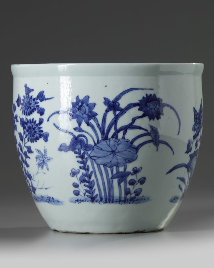 A Chinese blue and white 'Flowers of the Four Seasons' jardinière