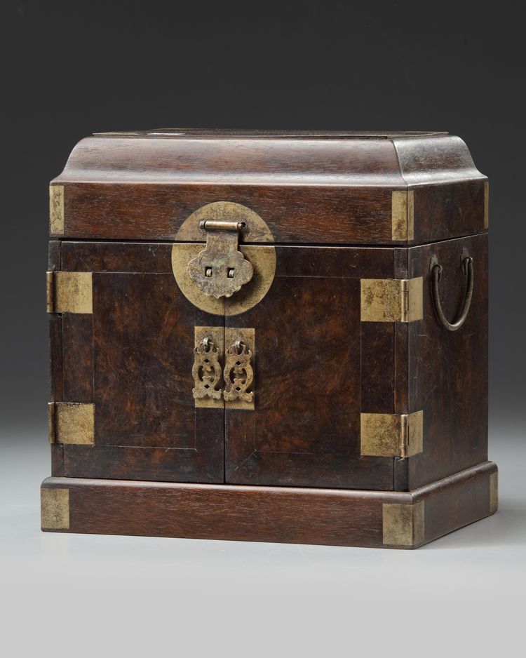 A CHINESE HONGMU AND BURLWOOD SEAL CHEST, GUANPIXIANG