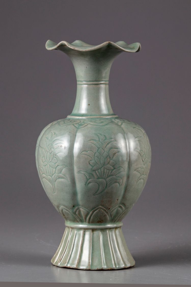 A Korean celadon glazed vase