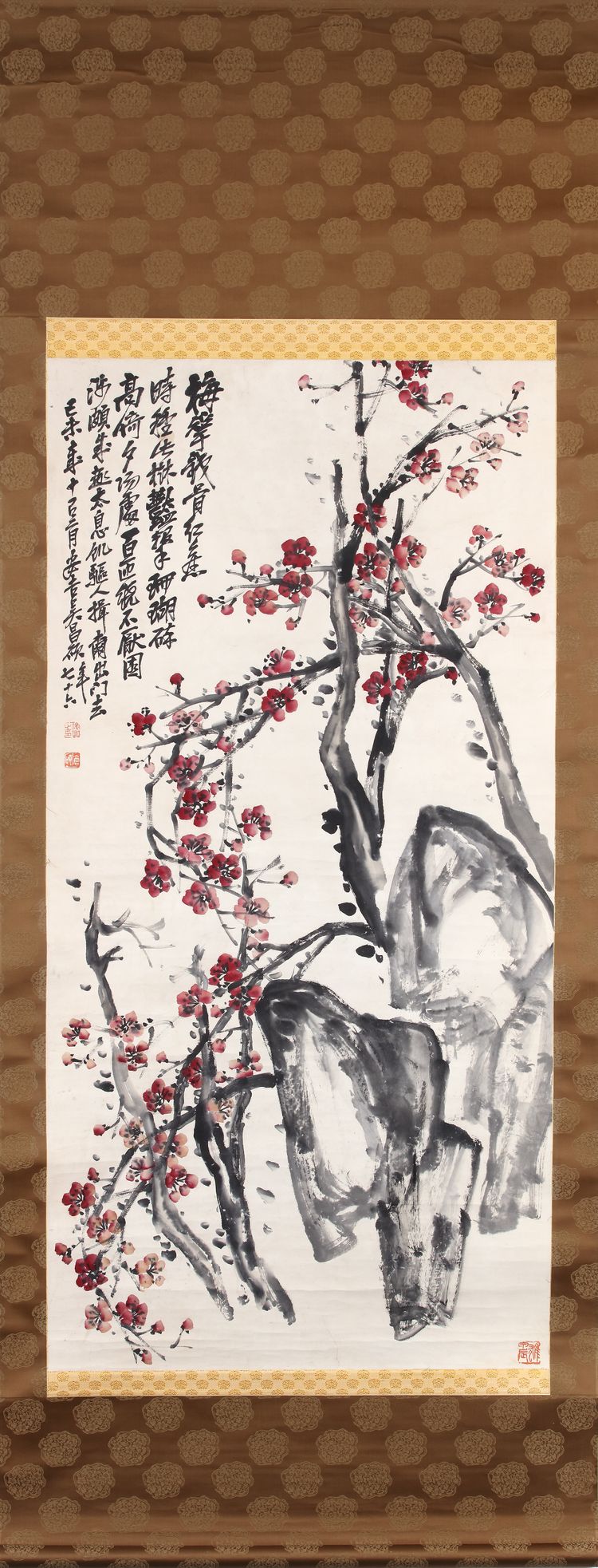 A CHINESE 'PRUNUS' HANGING SCROLL - WU CHANGSHUO
