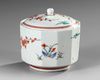 A JAPANESE PORCELAIN KAKIEMON POT WITH COVER, EDO PERIOD, 18TH CENTURY