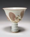 A CHINESE WHITE GLAZED STEM CUP, MING DYNASTY (1368-1644)