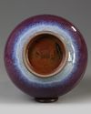 A CHINESE FLAMBÉ GLAZED BOTTLE VASE, 19TH-20TH CENTURY