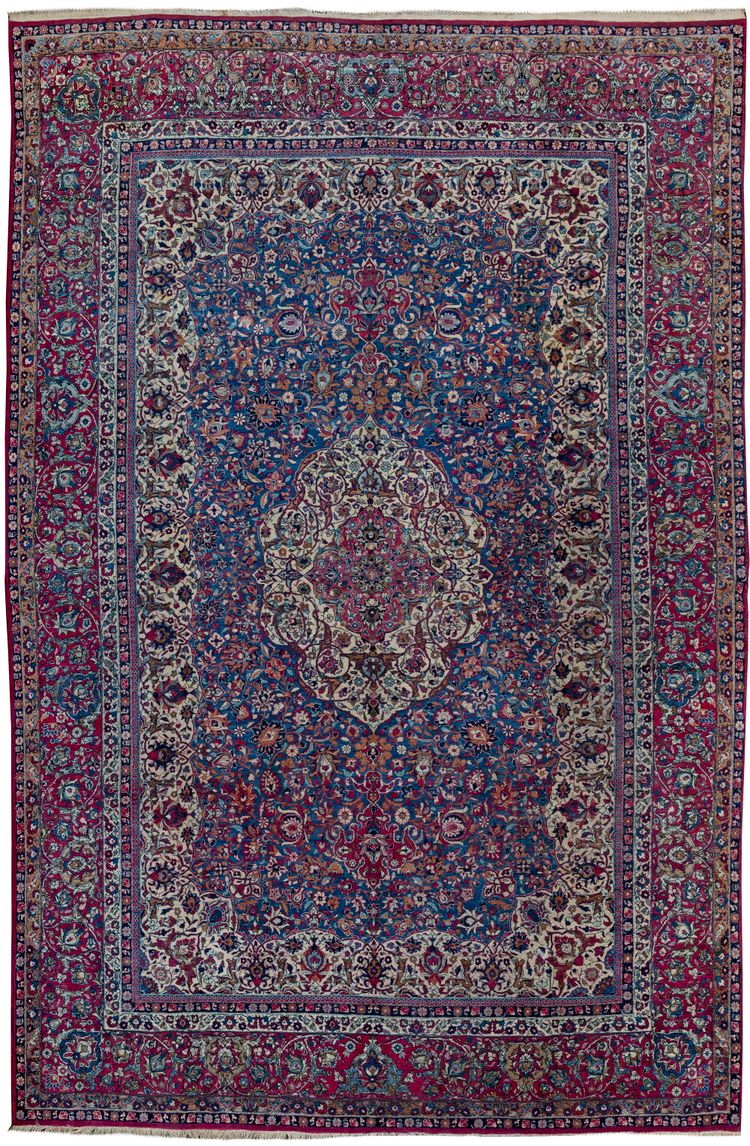 A TEHRAN RUG, LATE 19TH CENTURY
