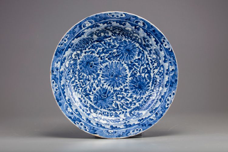 A large blue and white ‘lotus' dish