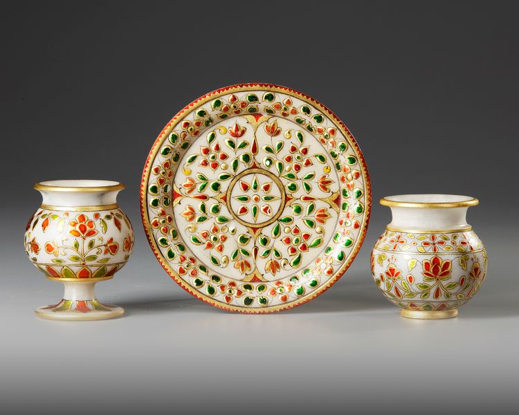 THREE INDIAN ALABASTER WARES, 20TH CENTURY