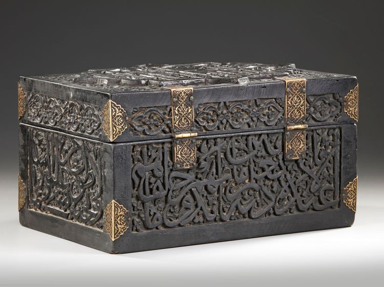AN OTTOMAN CARVED WOODEN BOX, 20TH CENTURY