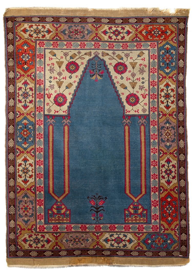 AN ANATOLIAN TUDUK RUG, CIRCA 1930