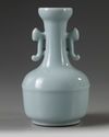 A SMALL CHINESE RU-TYPE TWIN-HANDLED VASE