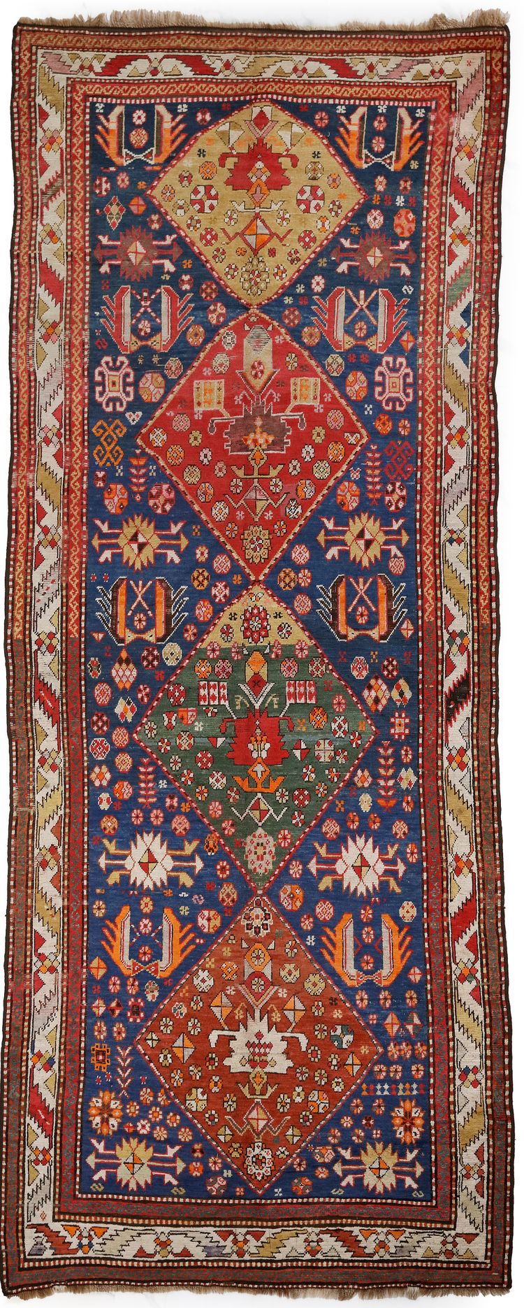A QASHQAI RUNNER, PERSIA, FIRST HALF 20TH CENTURY