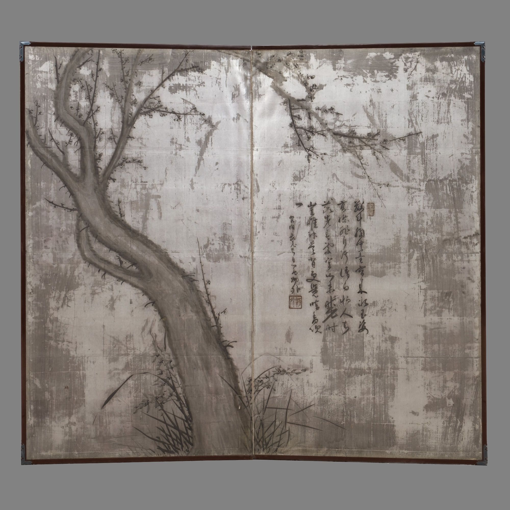 椿ページ A JAPANESE TWO-PANEL SILVER LEAF ROOM DIVIDER 屏風 (BYÔBU