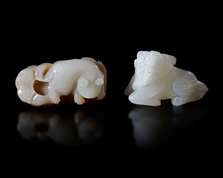 TWO CHINESE JADE CARVINGS, QING DYNASTY (1644-1911)