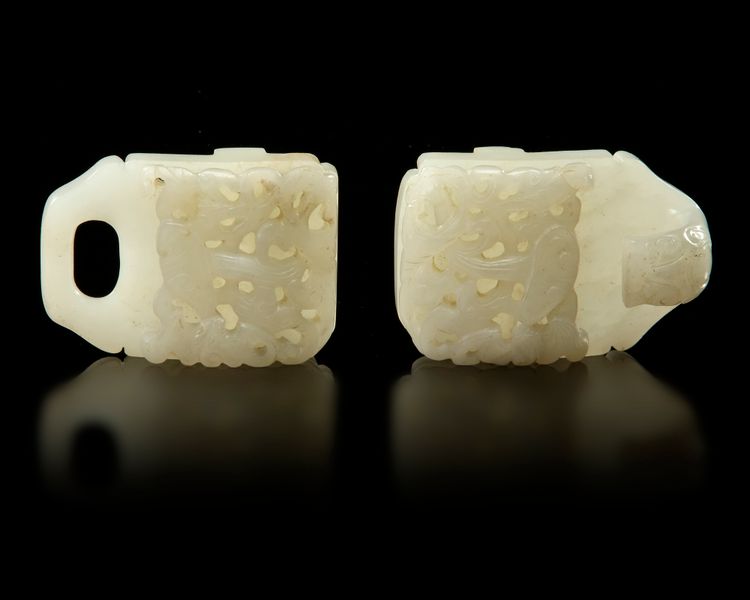 A CHINESE WHITE JADE TWO-PART BELT BUCKLE, 19TH-20TH CENTURY
