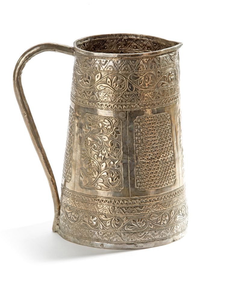 A MALAY SILVER JUG, 19TH CENTURY