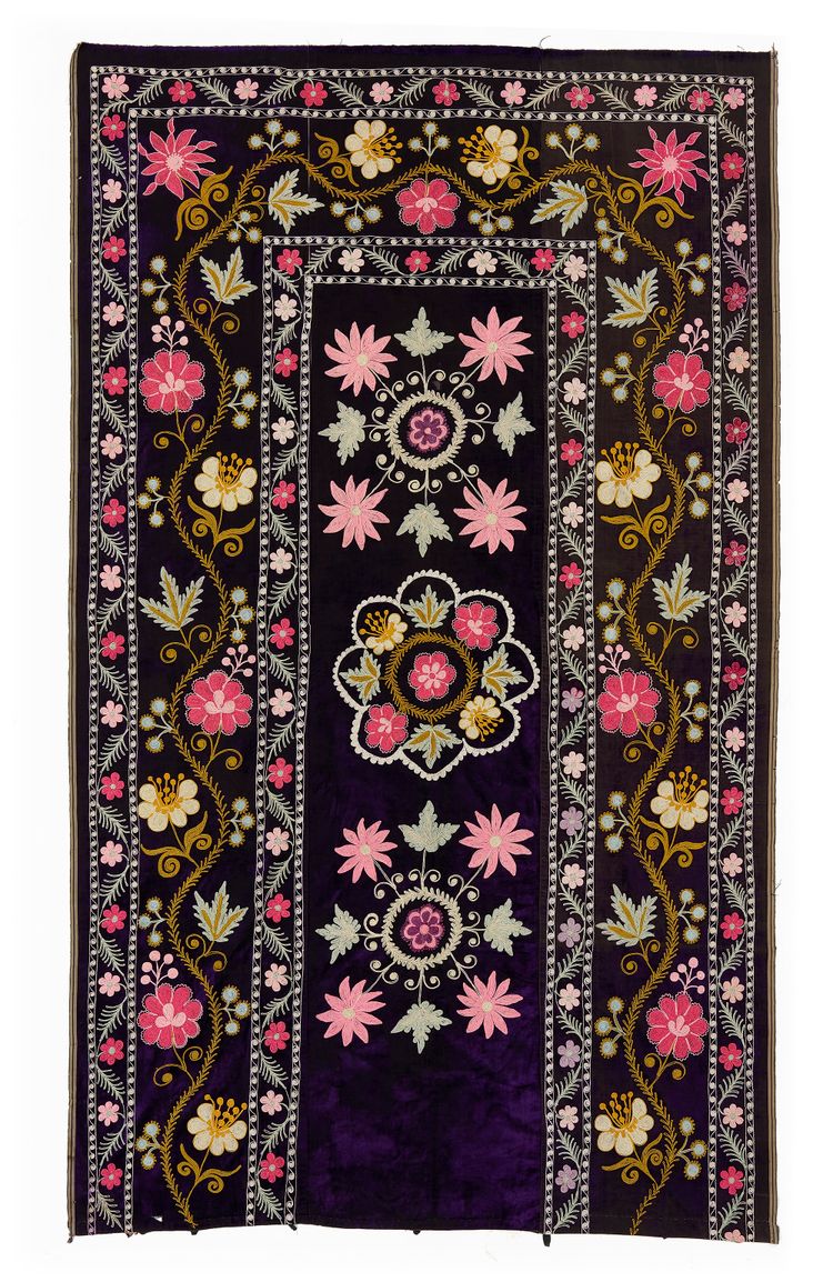 EMBROIDERED HANGING PANEL, BUKHARA, UZBEKISTAN, 20TH CENTURY
