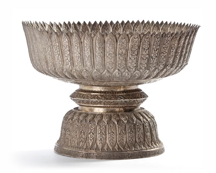 A MALAY SIRIH SILVER BOWL,  LATE 19TH CENTURY