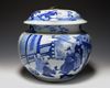 A CHINESE BLUE AND WHITE POT AND COVER, CHINA,19TH CENTURY