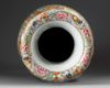 A CANTONESE FAMILLE ROSE VASE, 19TH CENTURY