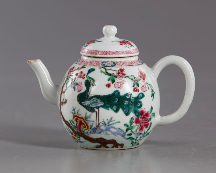 A Chinese famille rose teapot with cover 