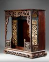 A GILT CHINESE WOODEN HOME ALTAR, EARLY 20TH CENTURY