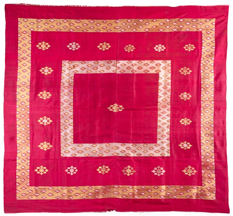 AN INDIAN SILK BROCADE 19TH-20TH CENTURY
