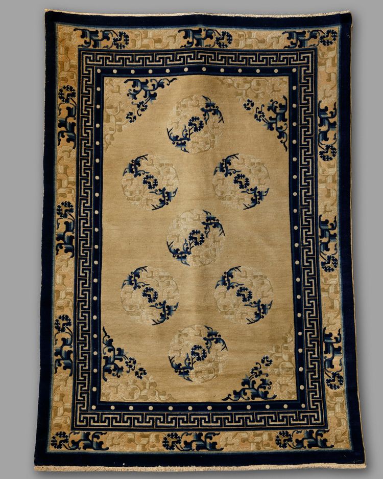 A Peking Chinese 'floral roundel' rug