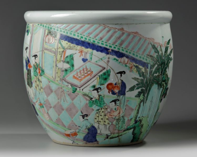 A Chinese famille verte jardinière