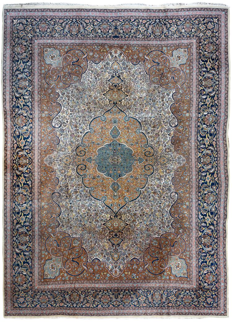A PERSIAN TABRIZ CARPET, CA. 1940