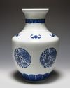 A CHINESE BLUE AND WHITE PHOENIX VASE, CHINA, 19TH-20TH CENTURY