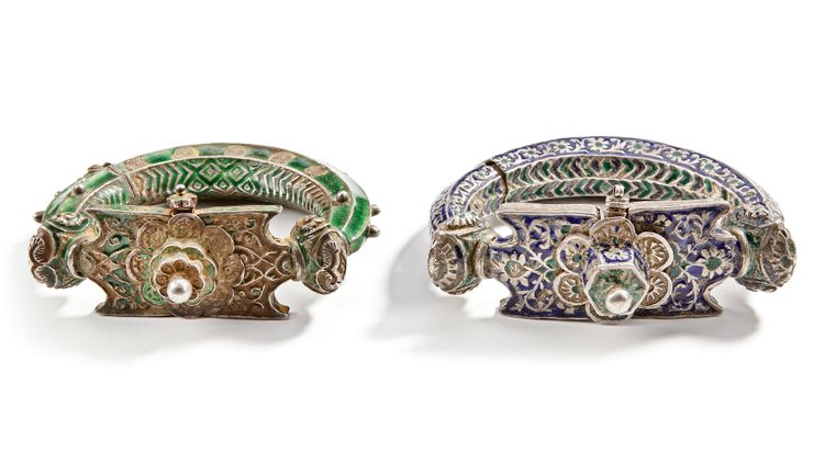 A PAIR OF SILVER BRACELETS, INDIA, 19TH CENTURY