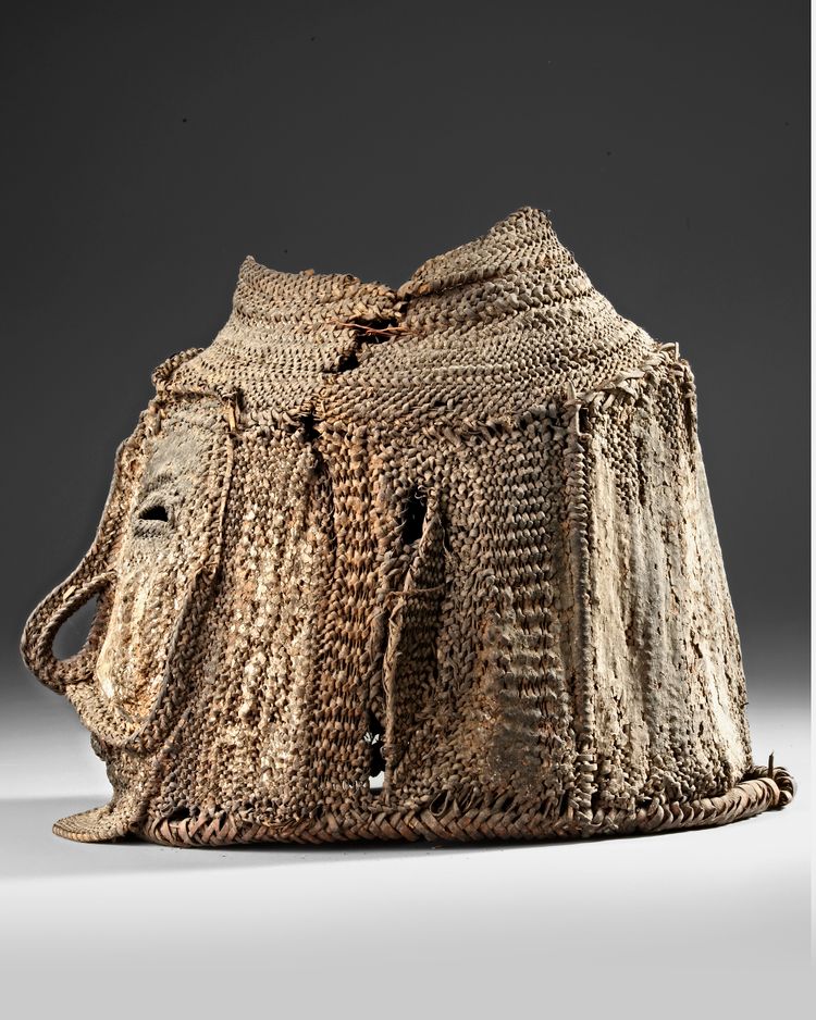 Maprik. Rare Abelam mask.