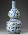 A large Chinese blue and white double gourd vase