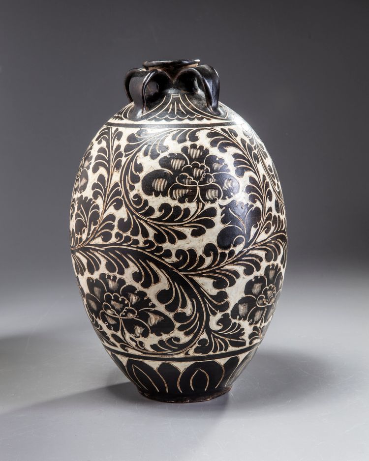 A Chinese Cizhou-type scrolling peony jar