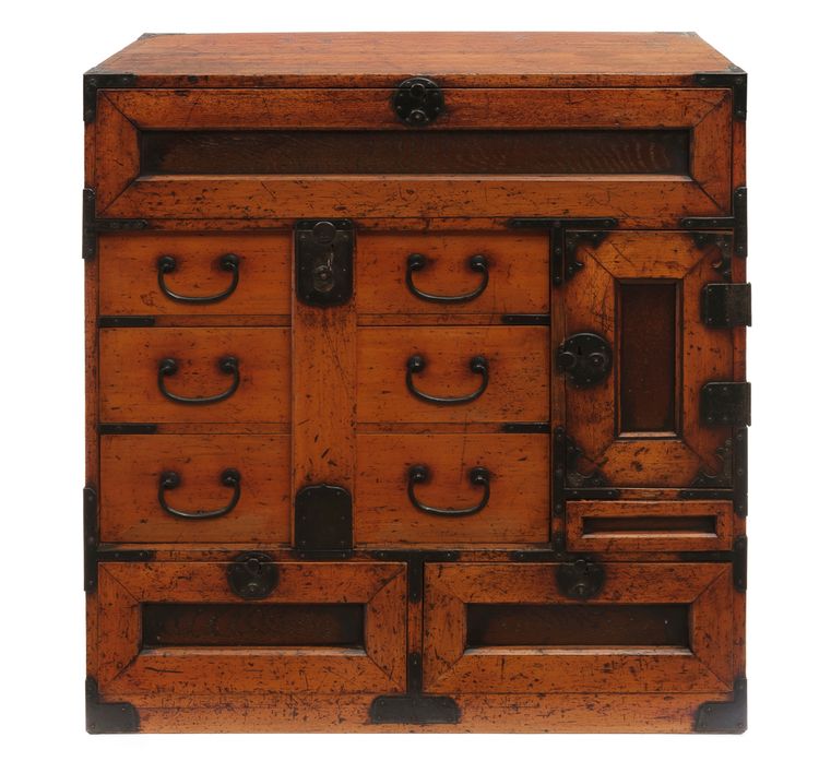 A Japanese transparent shunkei-lacquered ledger chest (chodansu)