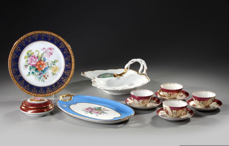 A GROUP OF DIVERS PORCELAIN, VIENNA AND FRANCE, 19TH AND EARLY 20TH CENTURY