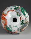 A LARGE CHINESE FAMILLE VERTE MEIPING VASE, 19TH-20TH CENTURY