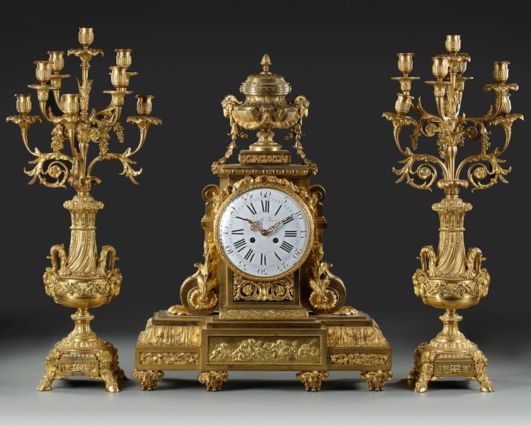 A FRENCH ORMOLU CLOCK SET, LATE 19TH CENTURY