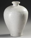 A CHINESE WHITE-GLAZED INCISED FLORAL MEIPING VASE,SONG DYNASTY (960-1279 AD)
