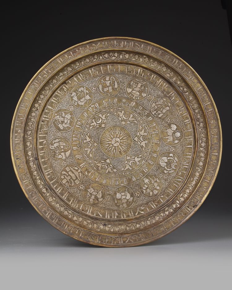 A LARGE MAMLUK REVIVAL SILVER INLAID BRASS TRAY,  EGYPT OR SYRIA, 19TH CENTURY