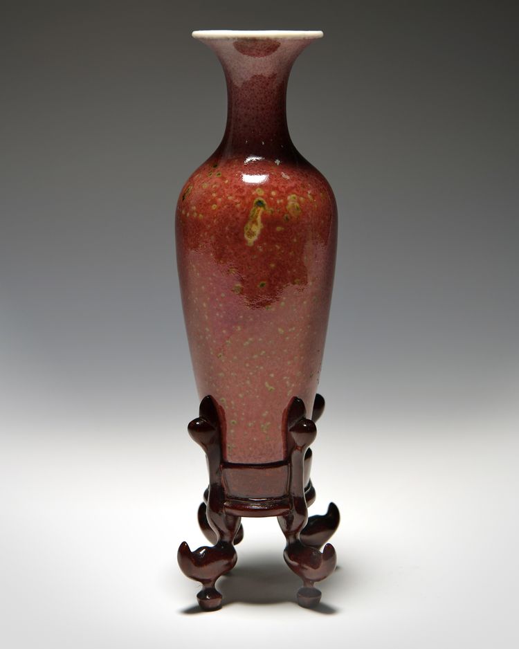 A CHINESE PEACHBLOOM-GLAZED AMPHORA