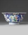 A CHINESE DOUCAI PORCELAIN BOWL, 19TH-20TH CENTURY