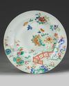A CHINESE FAMILLE ROSE DISH,19TH-20TH CENTURY