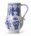 A CHINESE BLUE AND WHITE EWER, KANGXI PERIOD (1662-1722)