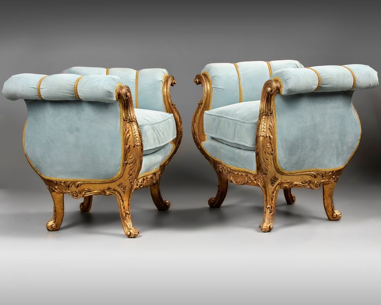 A PAIR OF FRENCH LOUIS XV STYLE GILT WOOD POUFS, LATE 19TH CENTURY