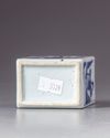 A Chinese blue and white tea caddy