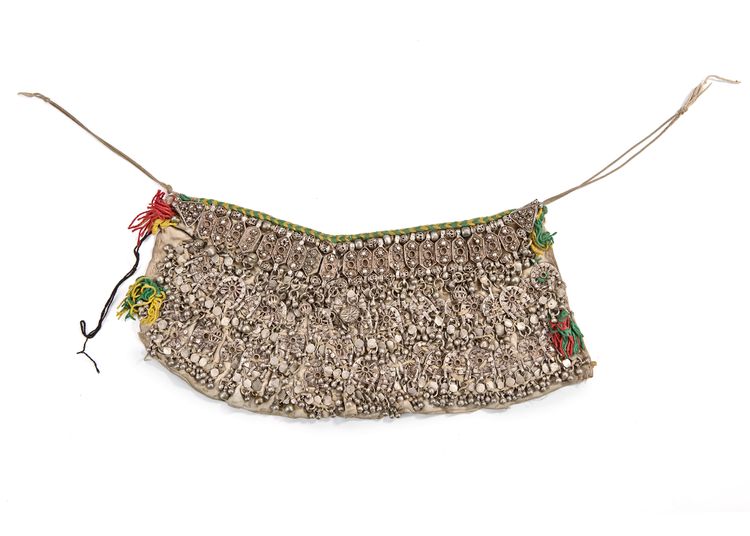 A SHAIRIYAH, TRADITIONAL SILVER NECKLACE, YEMEN,19TH CENTURY