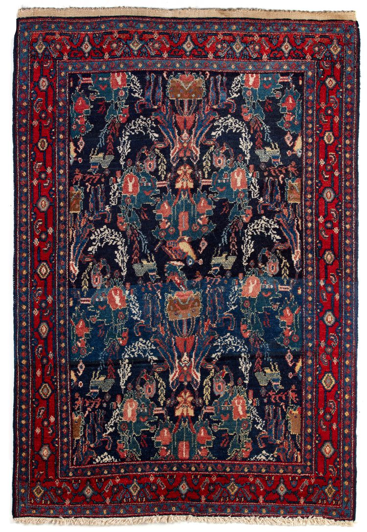 A SENE MOSTOFI DESGIN RUG, CIRCA 1920