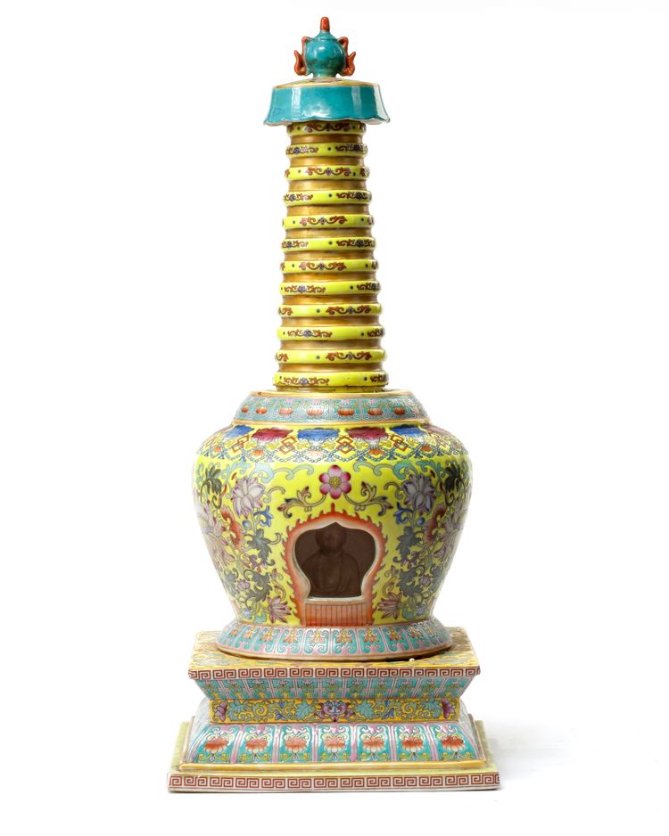 A CHINESE FAMILLE ROSE STUPA, QING DYNASTY (1644-1911)