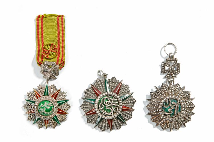 THREE OTTOMAN MEDALLIONS, LATE 19TH-EARLY 20TH CENTURY